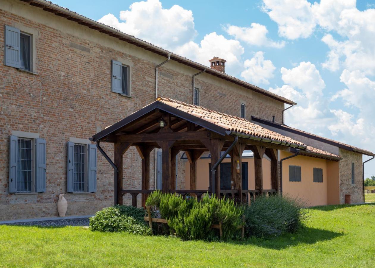 Fermo Della Guazzona Bed & Breakfast Busseto Exterior photo